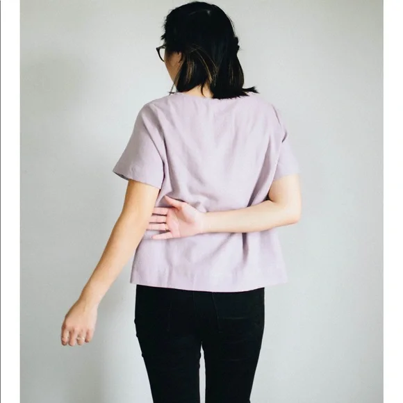 Jamie and the Jones Staple Basic Tee in Petal XS - Picture 4 of 7